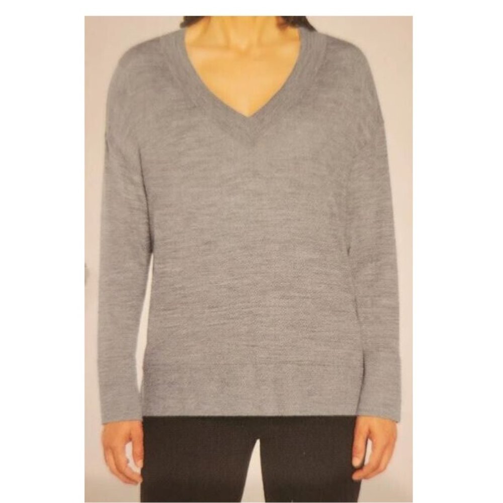 NWT Banana Republic Women's Long Sleeve V-Neck Sweater Gray Size S $65 8D162
